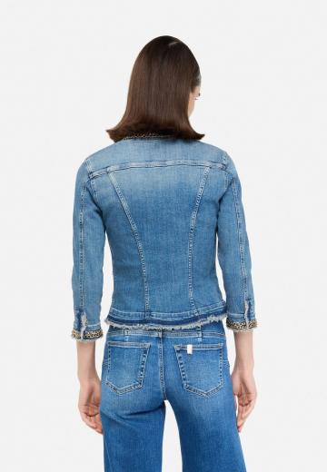 Джинсовая куртка