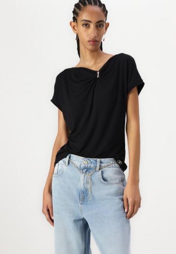 Свободные джинсы