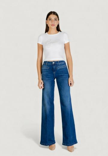 Клешеные джинсы