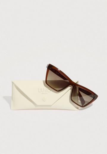 Солнечные очки