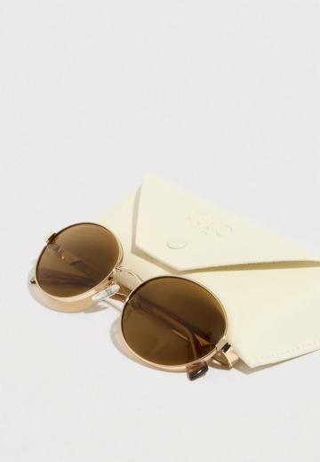 Солнечные очки