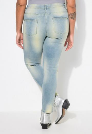 Короткие джинсы