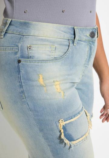 Короткие джинсы