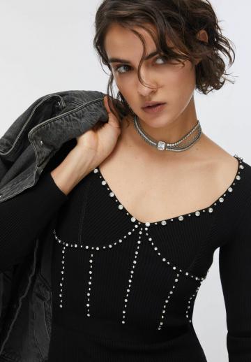 Платье футляр