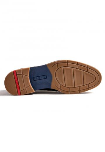 Ботинки на шнуровке