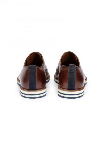 Ботинки на шнуровке