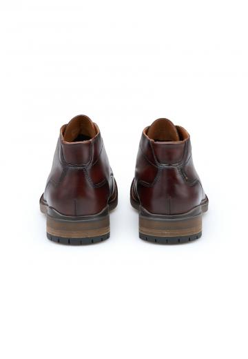 Ботинки на шнуровке