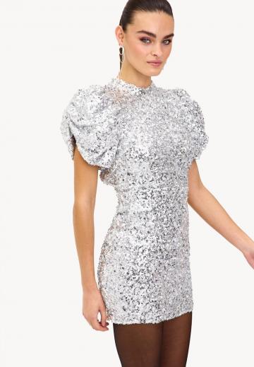 Короткое платье