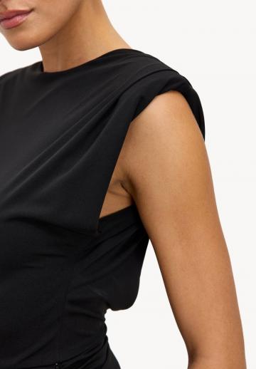 Платье футляр