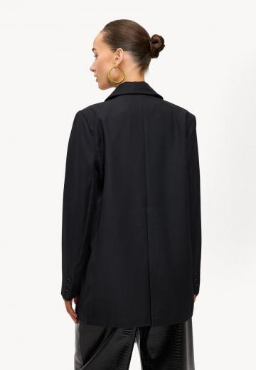 Короткое пальто