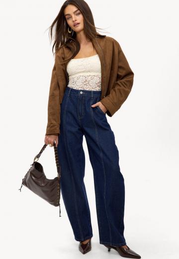 Топ на бретельках