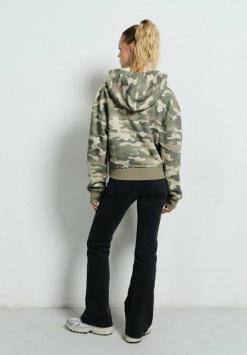 Пуловер с капюшоном