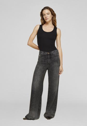 Клешеные джинсы