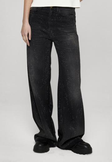 Клешеные джинсы