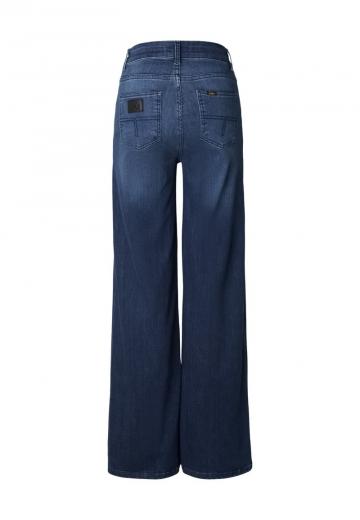 Клешеные джинсы