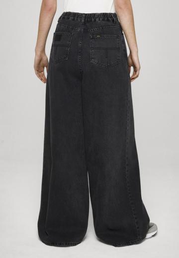 Свободные джинсы