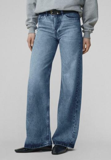 Клешеные брюки