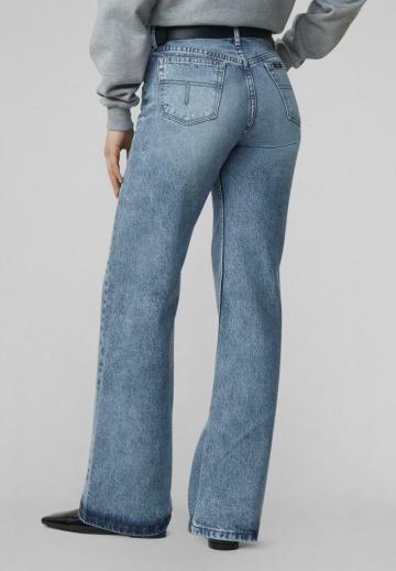 Клешеные брюки