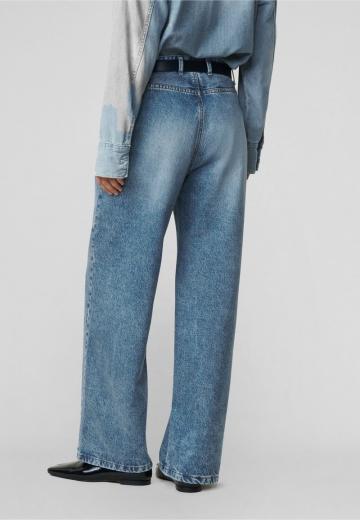 Клешеные брюки