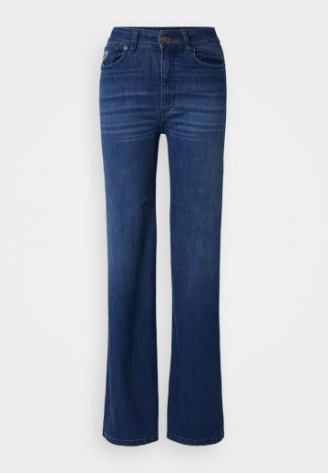 Клешеные джинсы