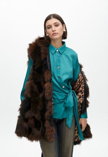 Атласная блузка