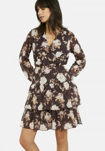 Короткое платье