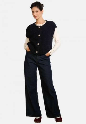 Пуховой жилет