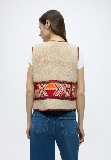 Джинсовая жилетка