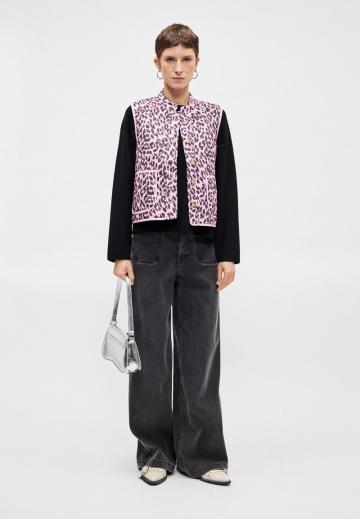 Джинсовая жилетка