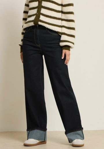 Свободные джинсы