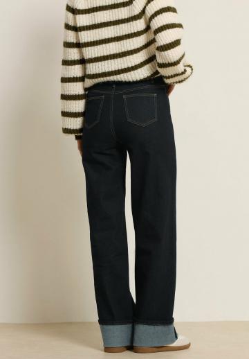 Свободные джинсы