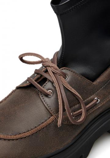 Ботинки на шнуровке