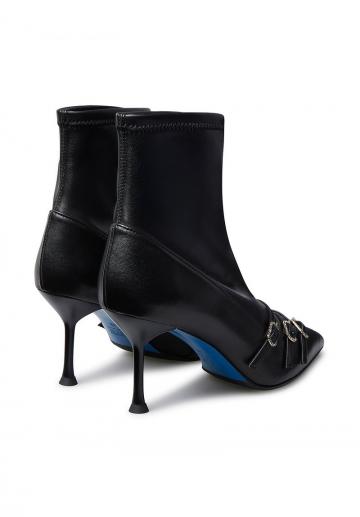 Высокие сапоги