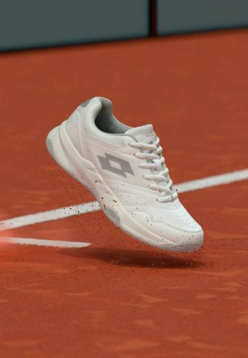 Теннисные кроссовки