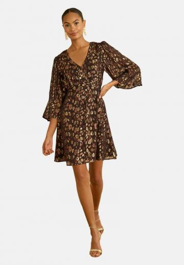 Короткое платье