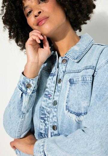 Джинсовая куртка