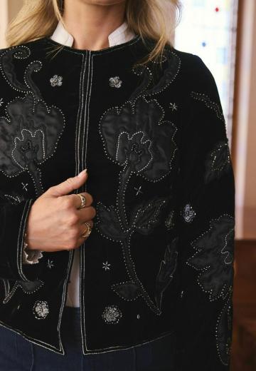 Короткая куртка