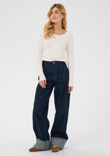 Свободные джинсы