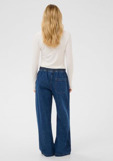 Свободные джинсы