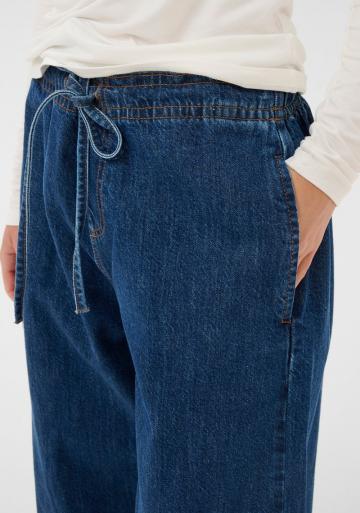 Свободные джинсы