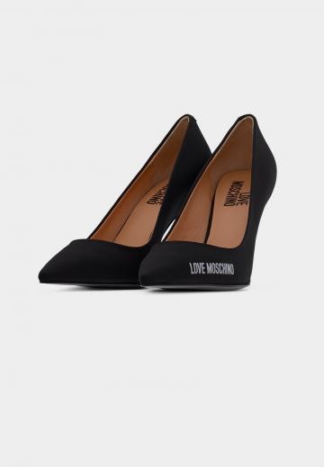 Туфли на высоком каблуке