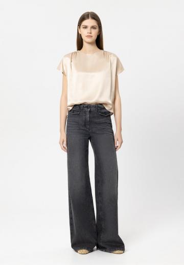 Атласная блузка