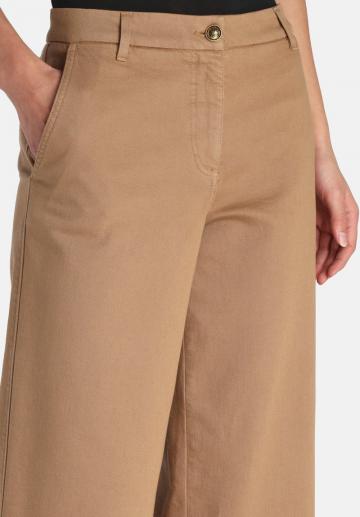 Клешеные джинсы