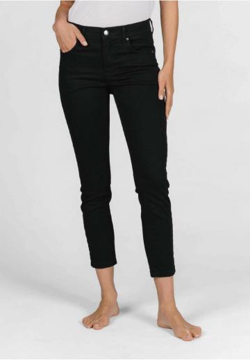 Короткие джинсы