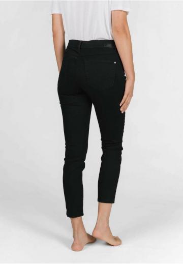 Короткие джинсы