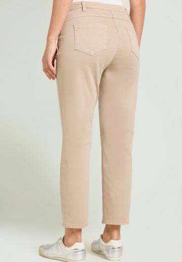 Узкие джинсы