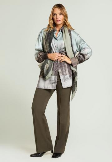 Атласная блузка
