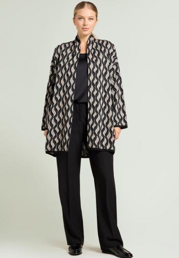 Жаккардовая вязаная кофта