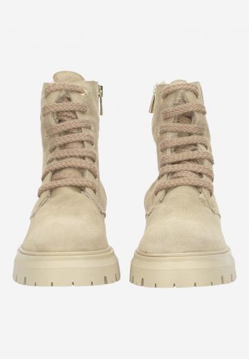 Полусапожки на платформе