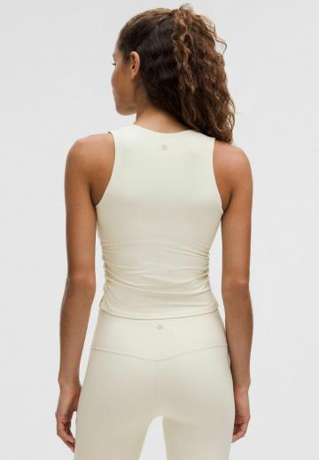 Спортивный топ